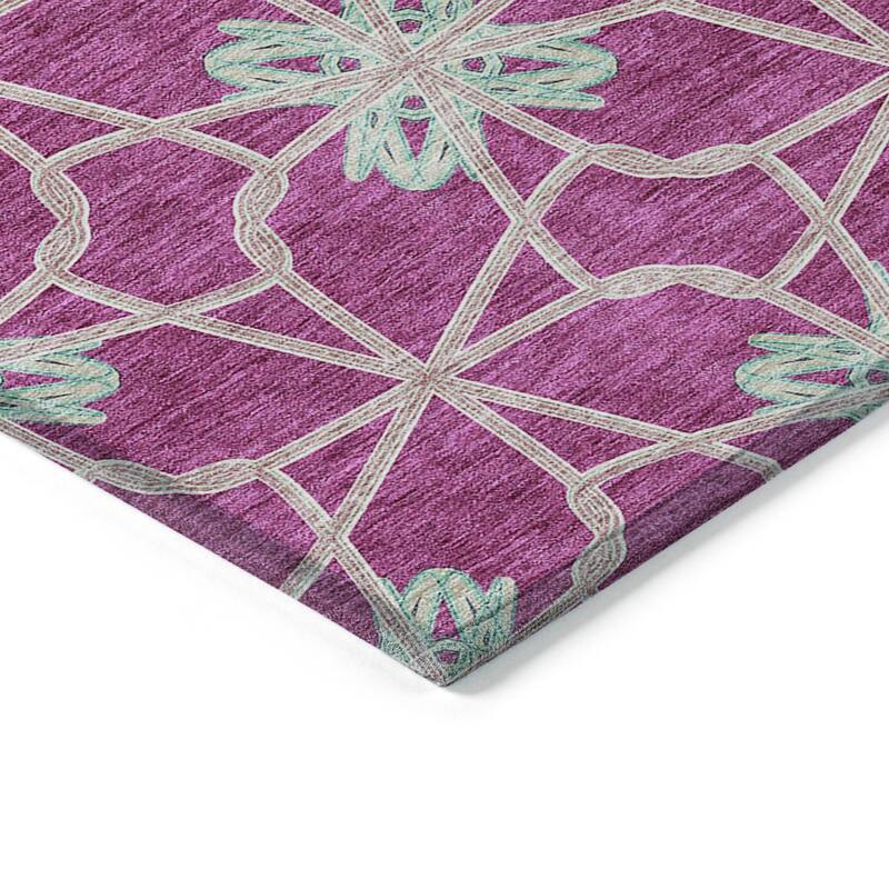 Machine Washable Indoor/ Outdoor Chantille Contempoary Whimsy Rug