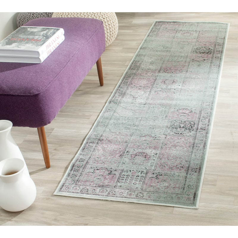 SAFAVIEH Vintage Distressed Boho Donielle Oriental Rug - 2'2" x 8' Runner - Amethyst