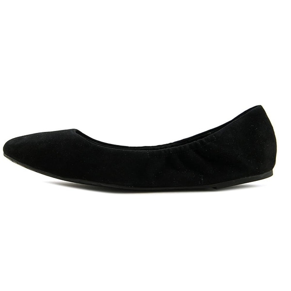 tahari suede flats
