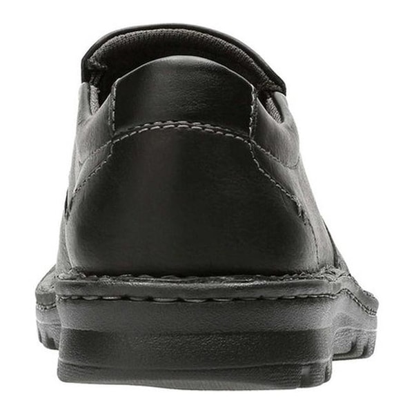 clarks vanek step black