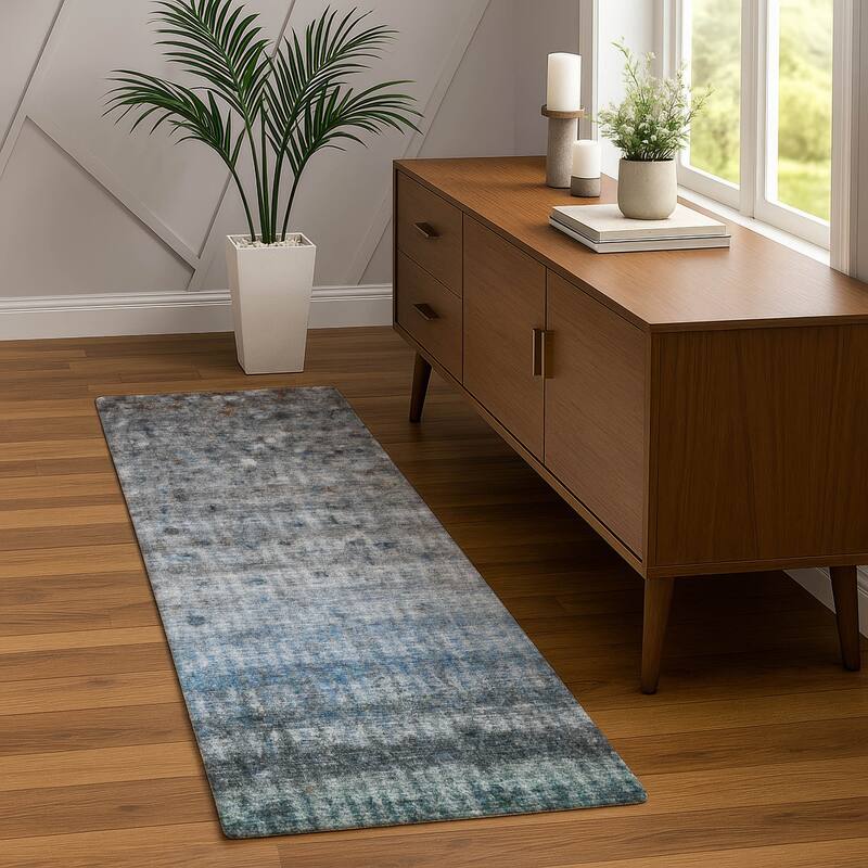 Machine Washable Indoor/ Outdoor Ombre Stripes Chantille Rug