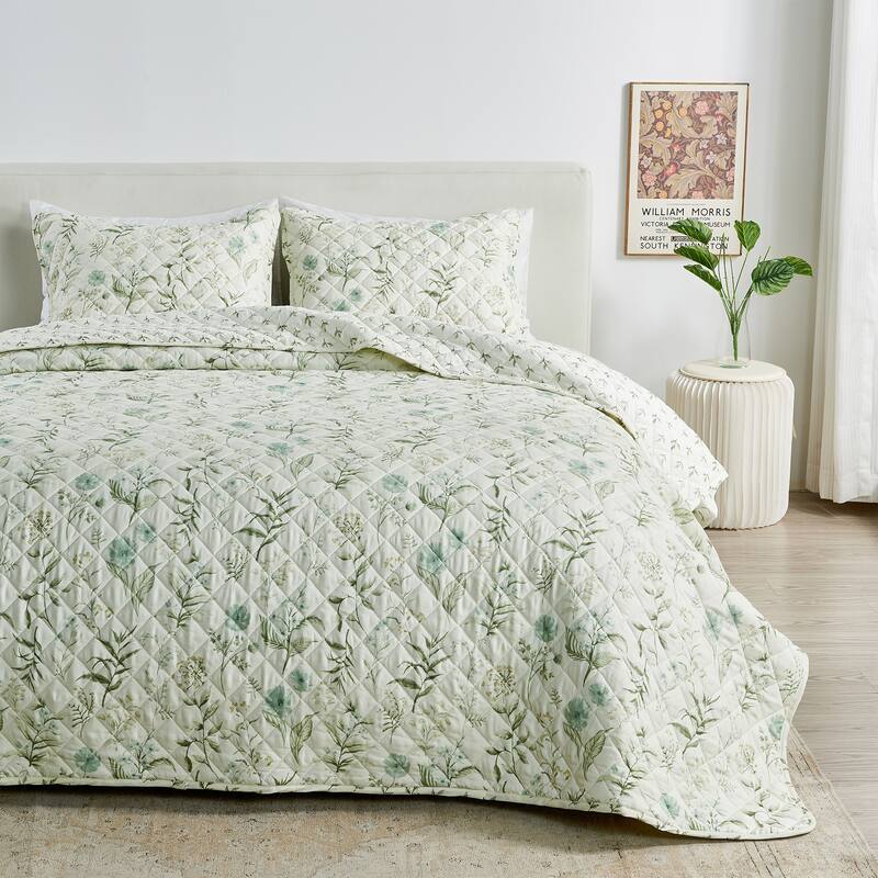 Linery & Co. Floral Printed Reversible Stitched Quilt Set with Shams - Natural Floral - King