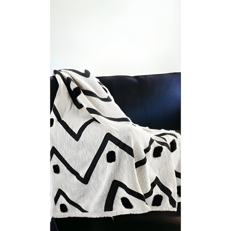 50" X 60" Black and White Woven Cotton Chevron Throw Blanket with Tassels - Throw