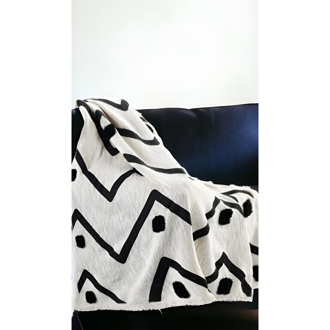 50" X 60" Black and White Woven Cotton Chevron Throw Blanket with Tassels