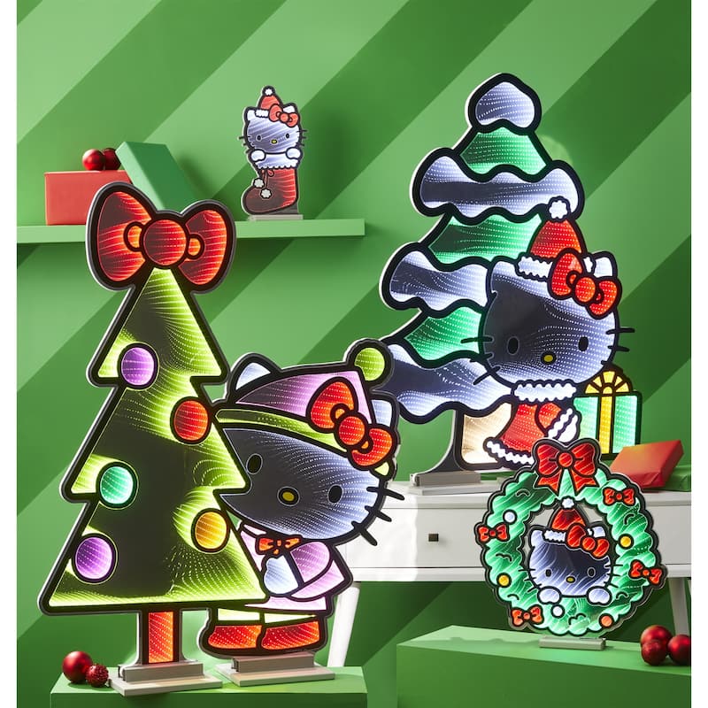 Hello Kitty w/Christmas Tree Ekkolight