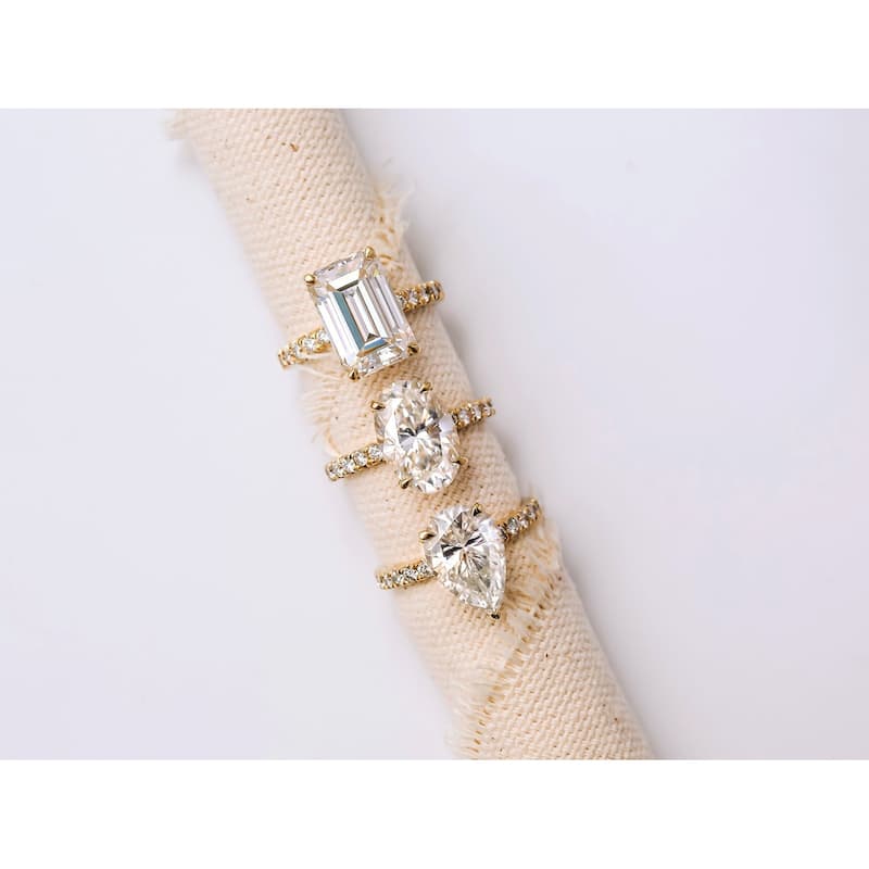 Kobelli Signature Collection Bold Series 5.6 Carats Lab Grown Diamond Certified 14k Solid Gold Emerald-cut Hidden Halo Evie Ring