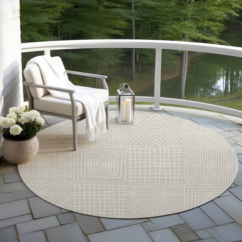 Machine Washable Indoor/ Outdoor Geo Patchwork Chantille Rug
