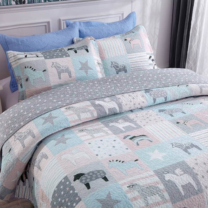 S&S Printed Ponies Reversible 100% Cotton Quilt Set