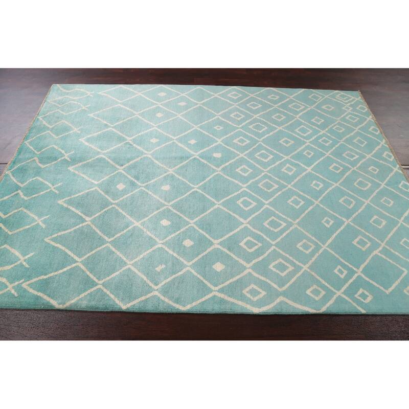 Contemporary Moroccan Vegetable Dye Area Rug Hand-knotted Wool Carpet - 5'6" x 7'9"