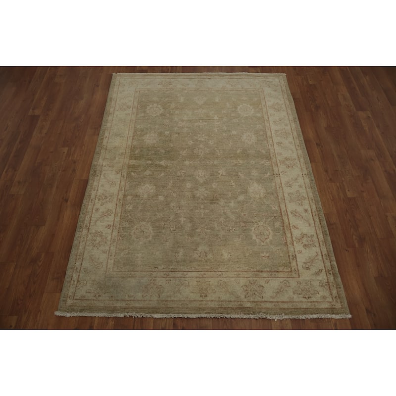 Hand Knotted Oriental 100% Wool Carpet Traditional Floral Green Peshawar Area Rug - 5' 8'' X 4' 2''