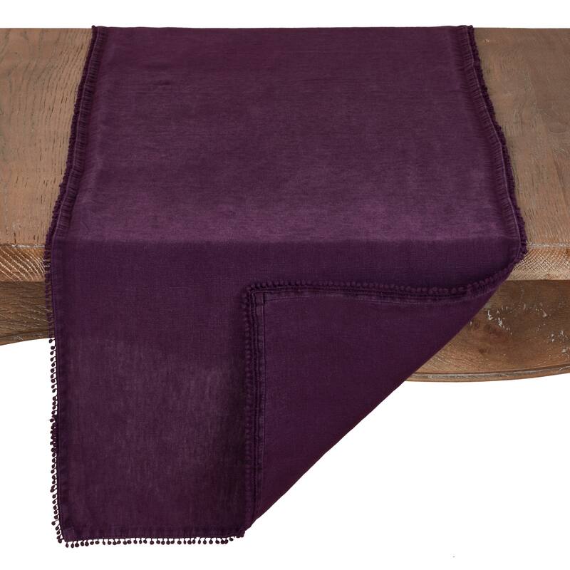 Table Runner With Pom Pom Design