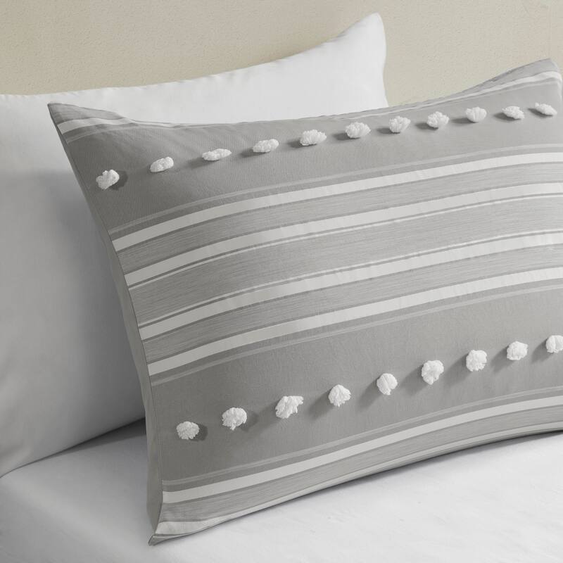 Intelligent Design Cillian Striped Clipped Jacquard Comforter Set