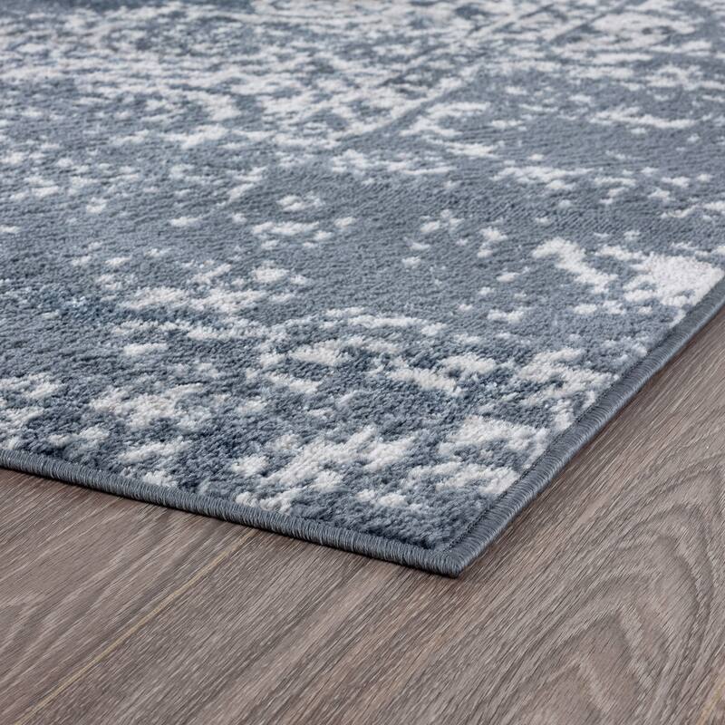 Linx Shabby Chic Medallion Indoor Area Rug