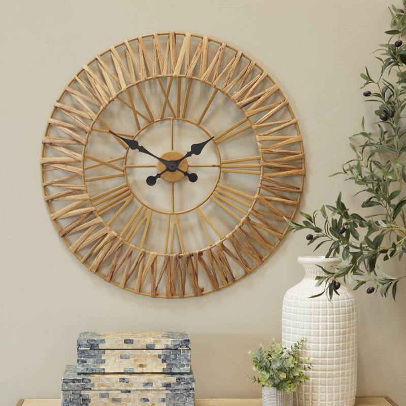 Brown Seagrass Woven Decorative Wall Clock with Gold Metal Frame
