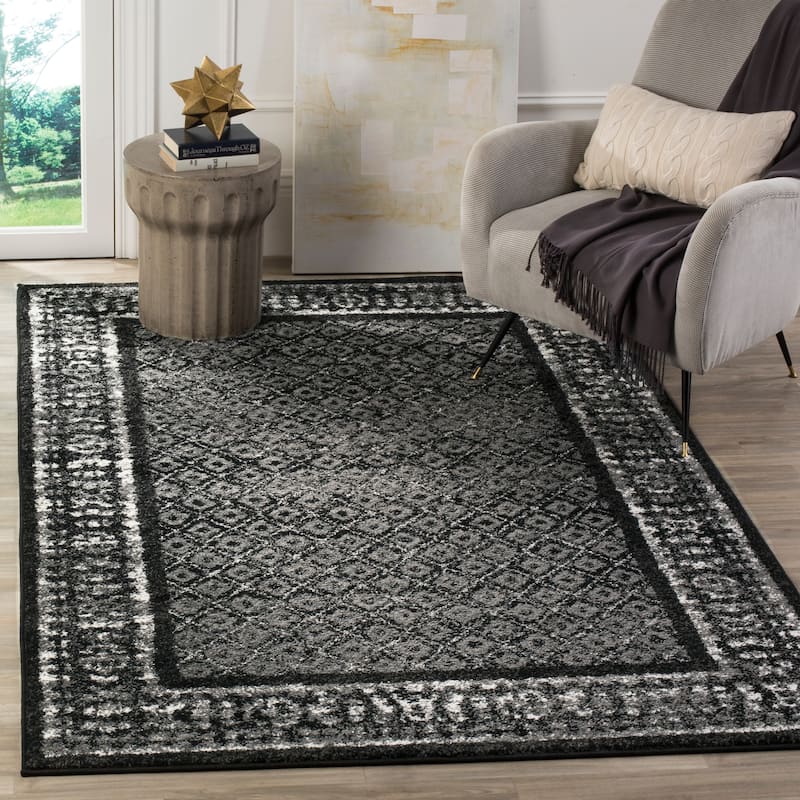 SAFAVIEH Adirondack Cass Distressed Rug - 3' x 5' - Black/Silver