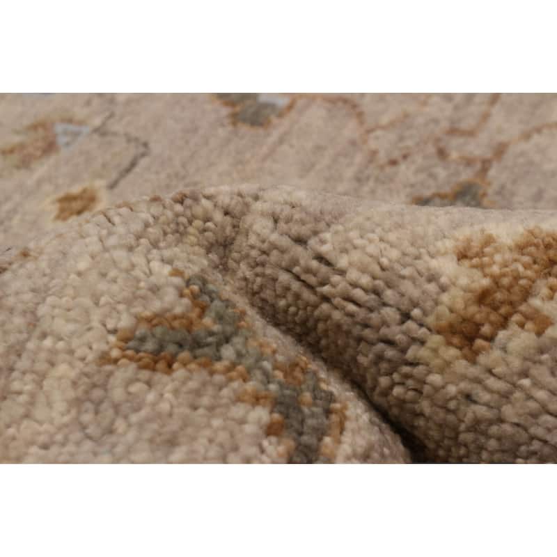 ECARPETGALLERY Hand-knotted Jules Serapi Taupe Wool Rug - 8'0 x 9'10