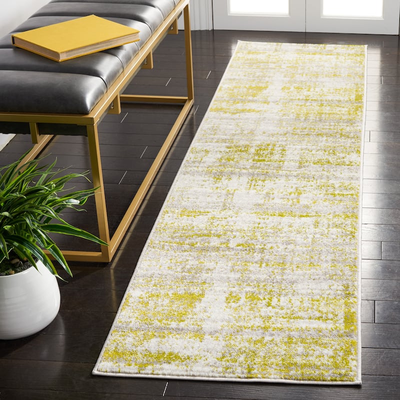 SAFAVIEH Skyler Minervia Modern Abstract Rug - 2' x 8' Runner - Silver/Green