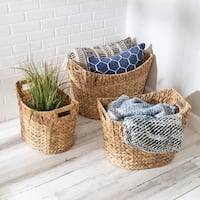 https://ak1.ostkcdn.com/images/products/is/images/direct/9a5dbc1f760d741408e8b0843a85b665385a0aa0/Natural-Tall-Water-Hyacinth-Baskets-%283-Piece-Set%29.jpg?imwidth=200&impolicy=medium