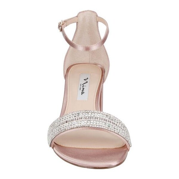 nina elenora pumps