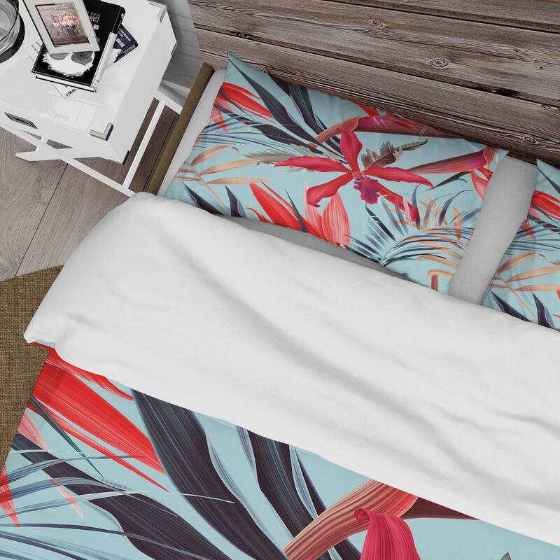 Designart 'Tropical VIntage Flowers V' Traditional Duvet Cover Set
