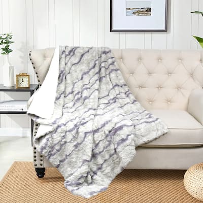 Calla Fauxfur Reversible Sherpa Throw