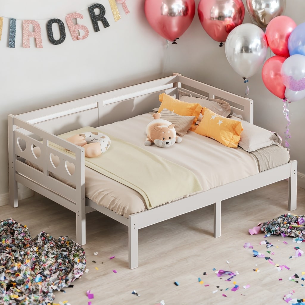 Kid Bed Frame Heart-Shaped Design Twin Size Wooden Extending