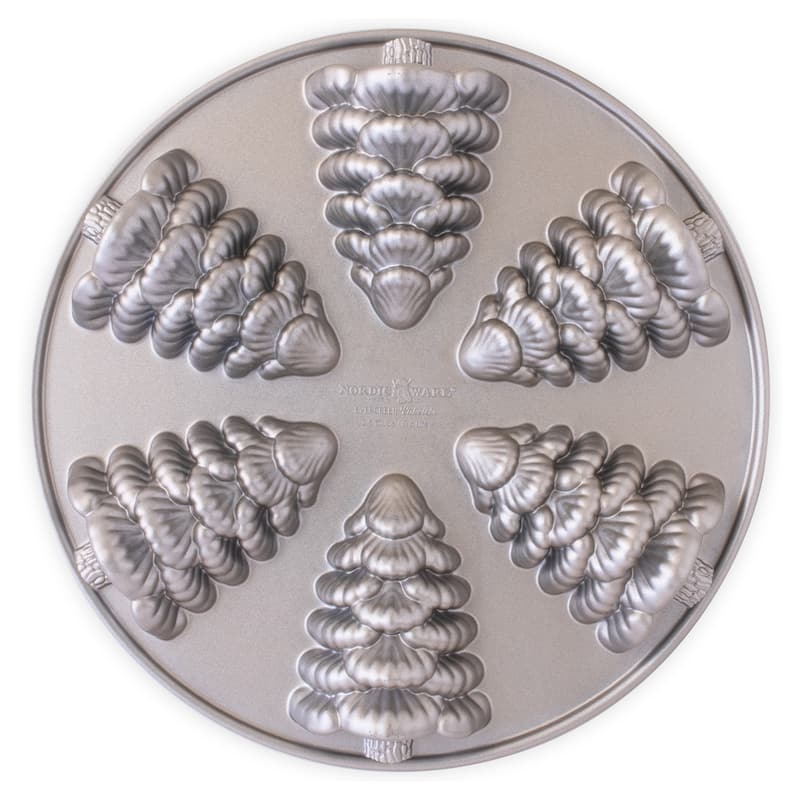 Nordic Ware Evergreen Cakelet Pan