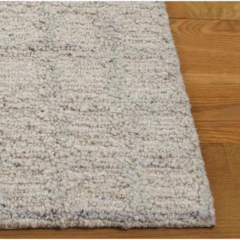 SAFAVIEH Handmade Pine Jaylin Wool Rug