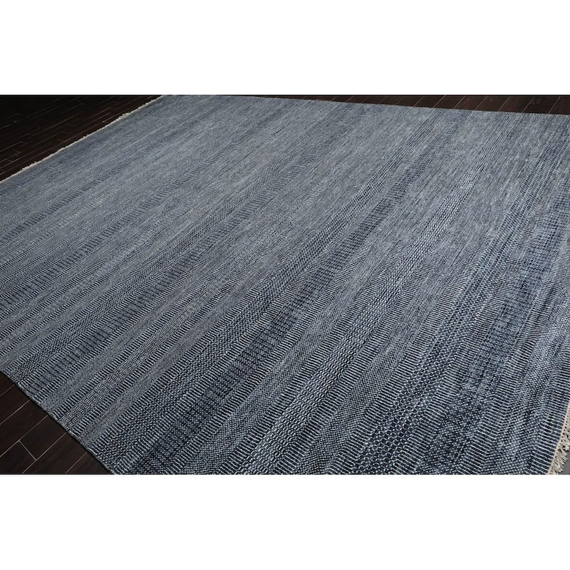 Hand Knotted Blue Tibetan Wool and Silk Oriental Area Rug (10x14) - 10' x 14'