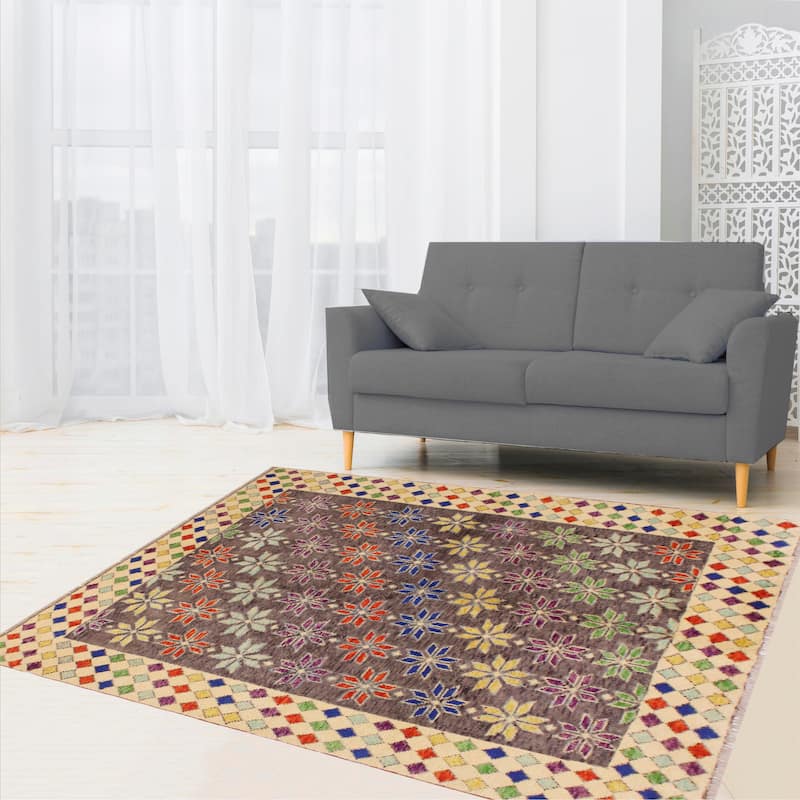 Contemporary Balochi Floyd Gray/Beige Hand Knotted Wool Rug - 4'11'' x 6'5''
