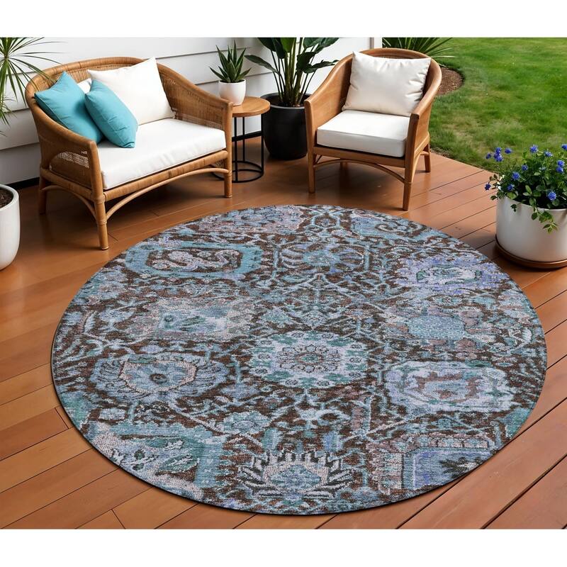 HomeRoots Damask Traditional Rectangle Outdoor Rug - 8' Round