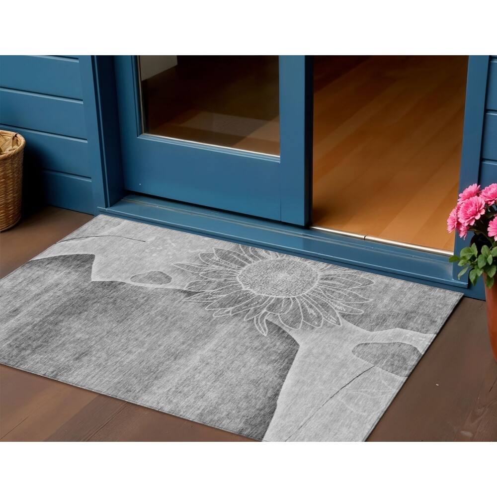 HomeRoots Floral Transitional Rectangle Outdoor Rug
