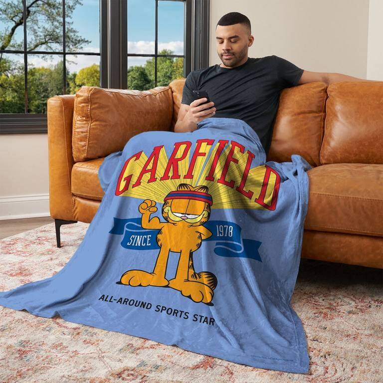 Nickelodeon Garfield Silk Touch Throw Blanket