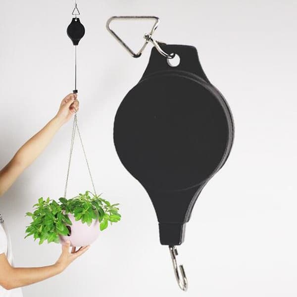 2-Piece Retractable Plant Pulley Set for Hanging Baskets & Pots - Bed Bath  & Beyond - 40023899