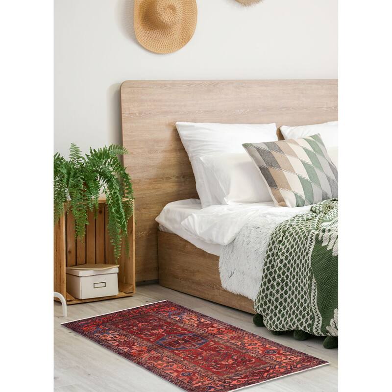 ECARPETGALLERY Hand-knotted Andelz Dark Red Wool Rug - 4'1 x 6'11