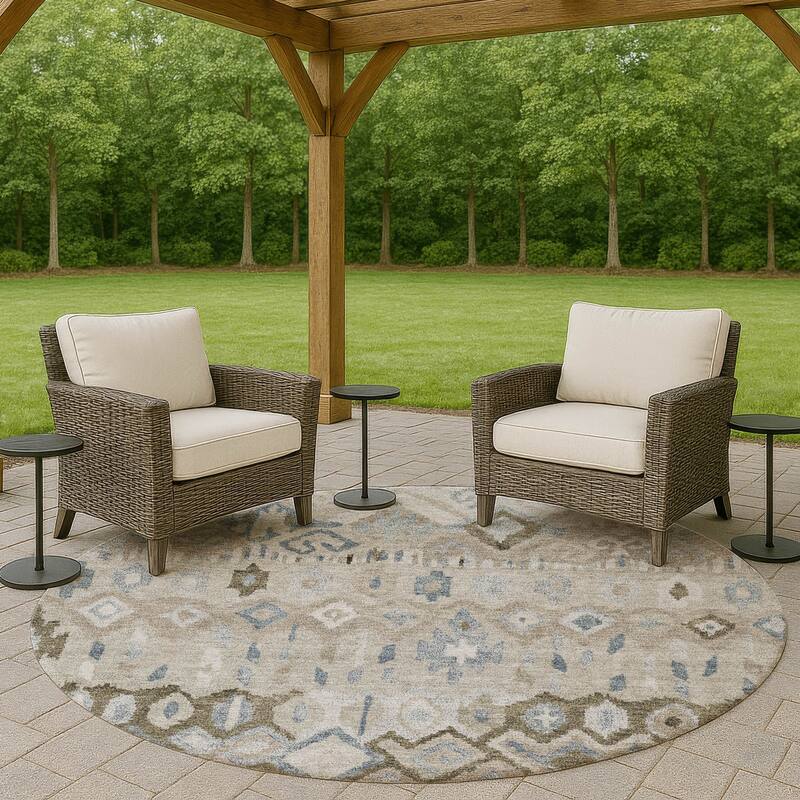 Machine Washable Indoor/ Outdoor Boho Moroccan Chantille Rug - Beige - 8' x 8'