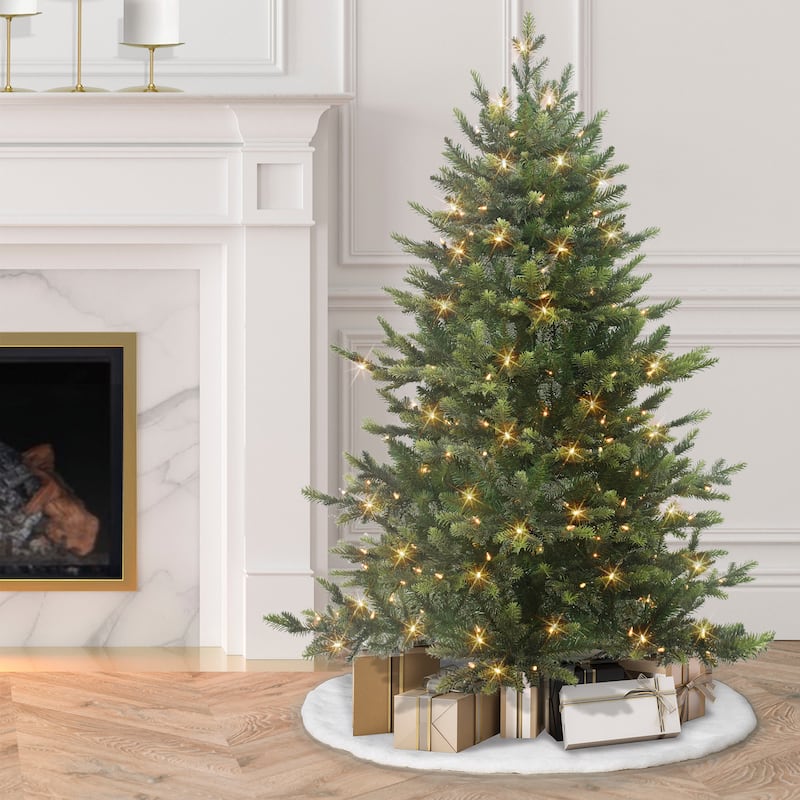 Puleo International 4.5 ft Pre-lit Royal Majestic Douglas Fir Downswept Artificial Christmas Tree - 4.5 Foot