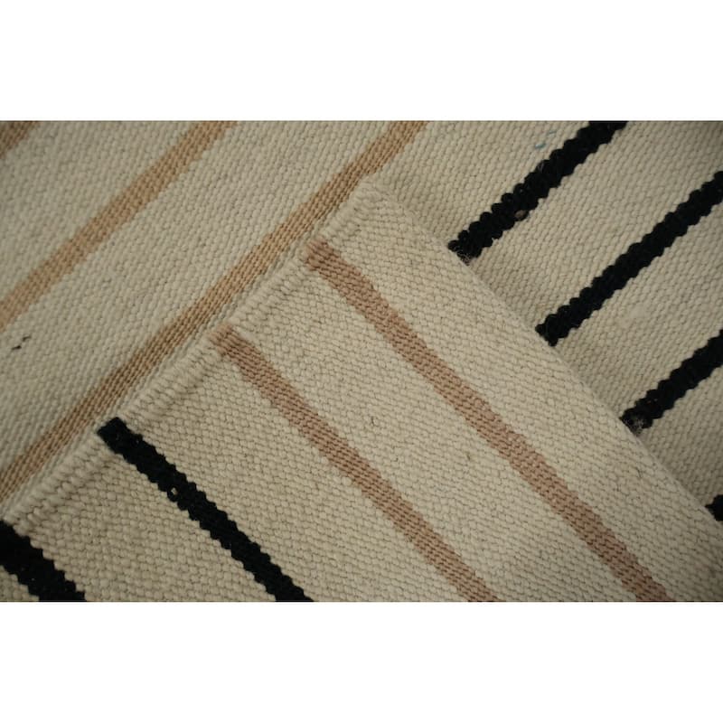 Hand Woven Oriental 100% Wool Carpet Southwestern Modern Beige & Ivories Kilim Area Rug - 5' 10'' X 4' 2''