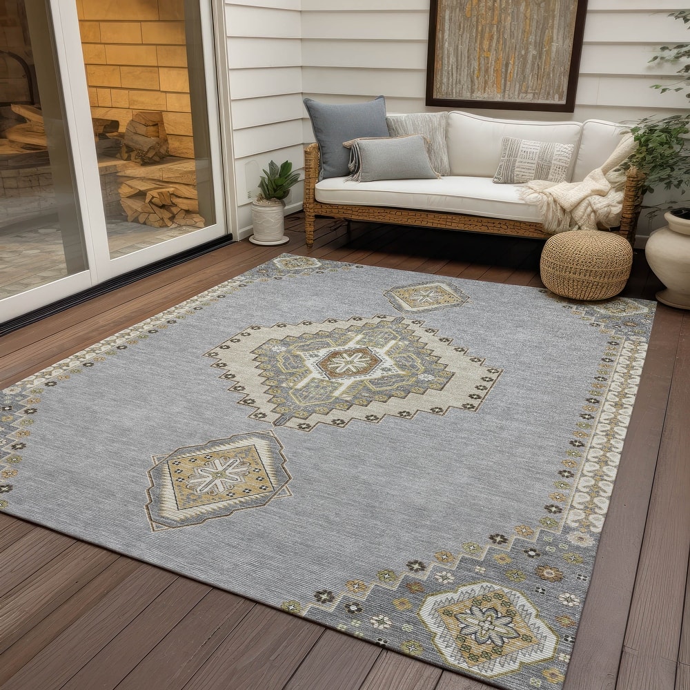 Machine Washable Indoor/ Outdoor Boho Traditional Chantille Rug