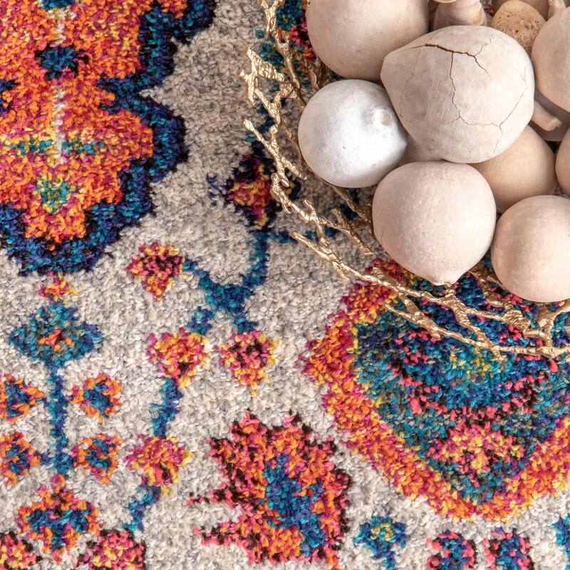 Nuloom Diamond Elayne Area Rug