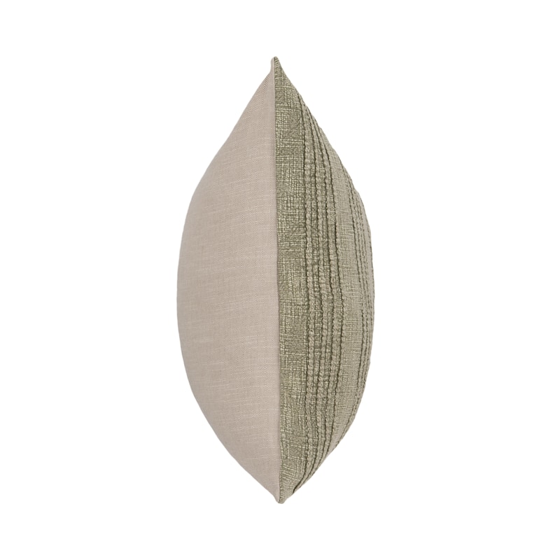 Villa by Classic Home Hannah 100% Cotton 22" Throw Pillow