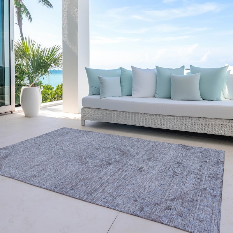 Machine Washable Indoor/ Outdoor Vintage Traditional Chantille Rug