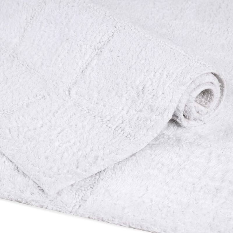 Superior Cotton Checkered 2-piece Non-skid Bath Rug Set