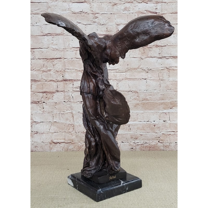Nike Of Samothrace Winged Victory Greek Statue Sculpture Replica Louvre 18 Inches X 13 Inches