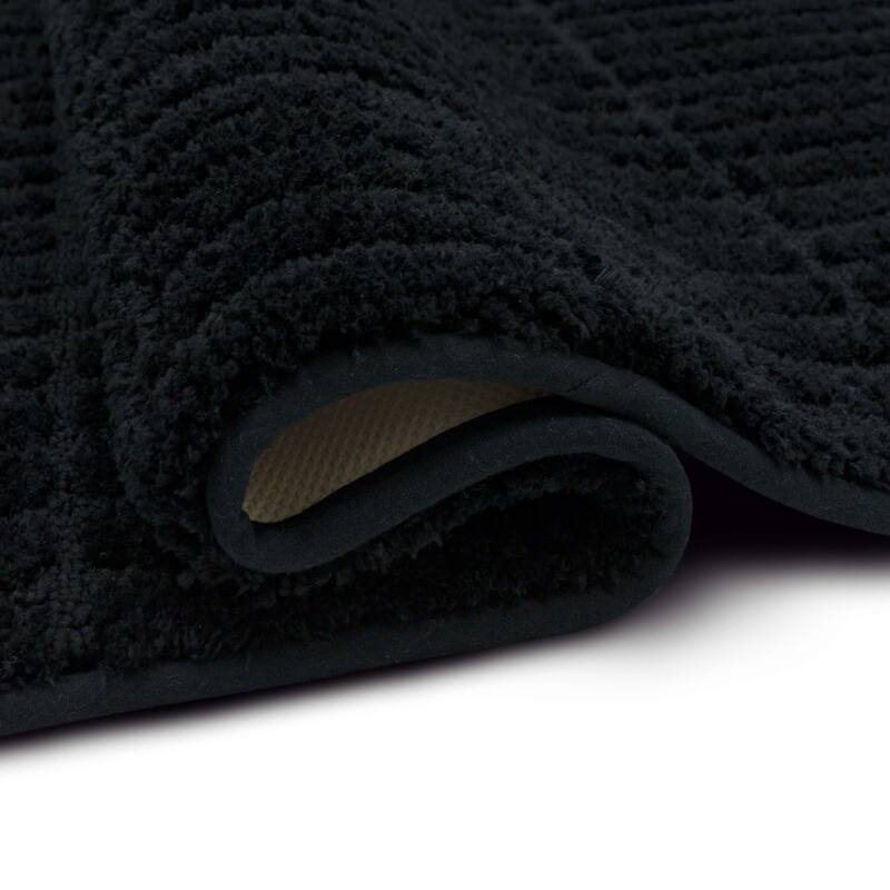 Mohawk Home Sanctuary Machine Washable Bath Mat