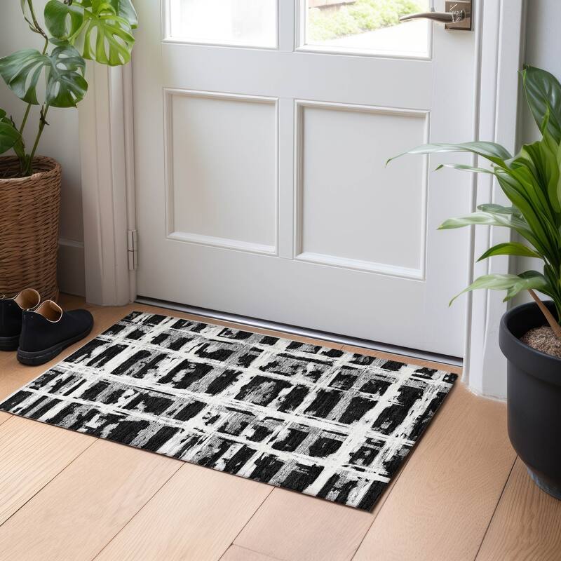 Premium Washable Super Soft Transitional Mayfield Rug - Black - 1' 8" x 2' 6" - Rectangle