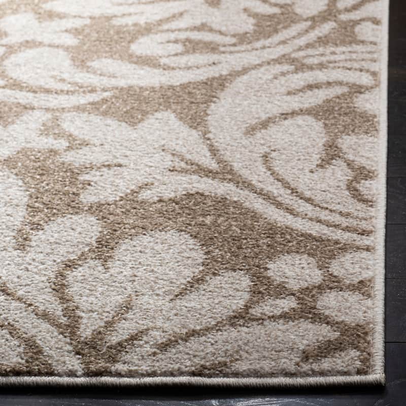 SAFAVIEH Amherst Priscilia Modern Rug