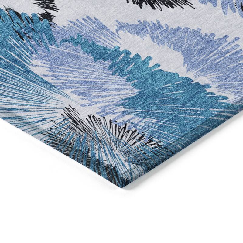 Machine Washable Indoor/Outdoor Modern Floral Chantille Rug