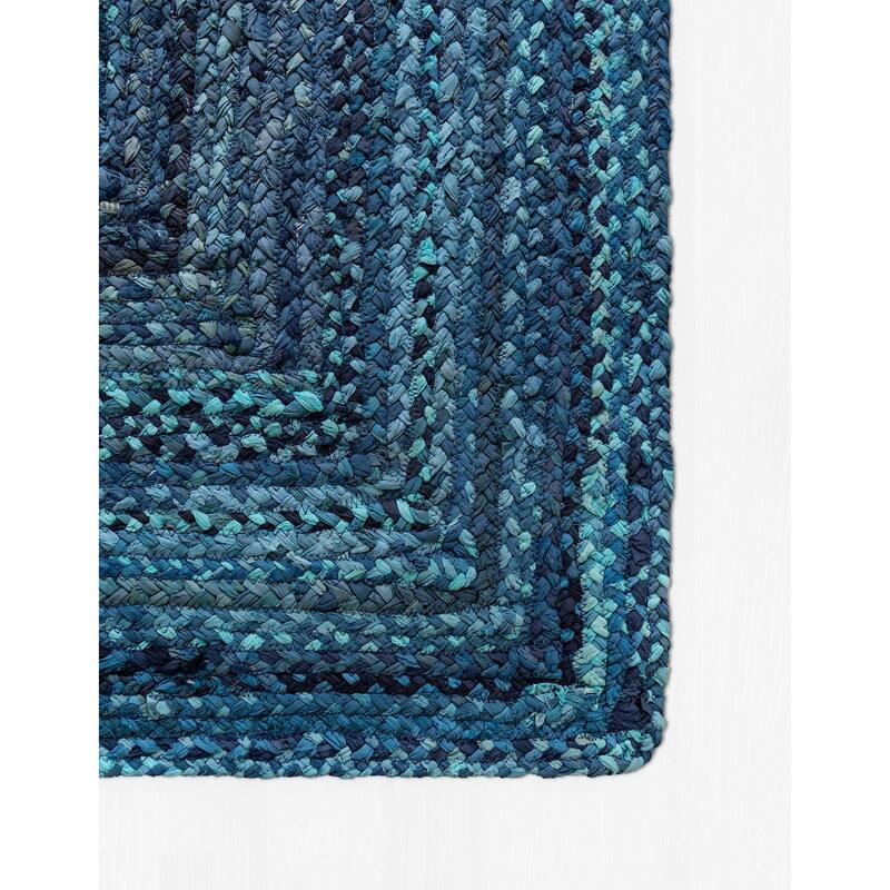 Braided Slin Collection Area Rug