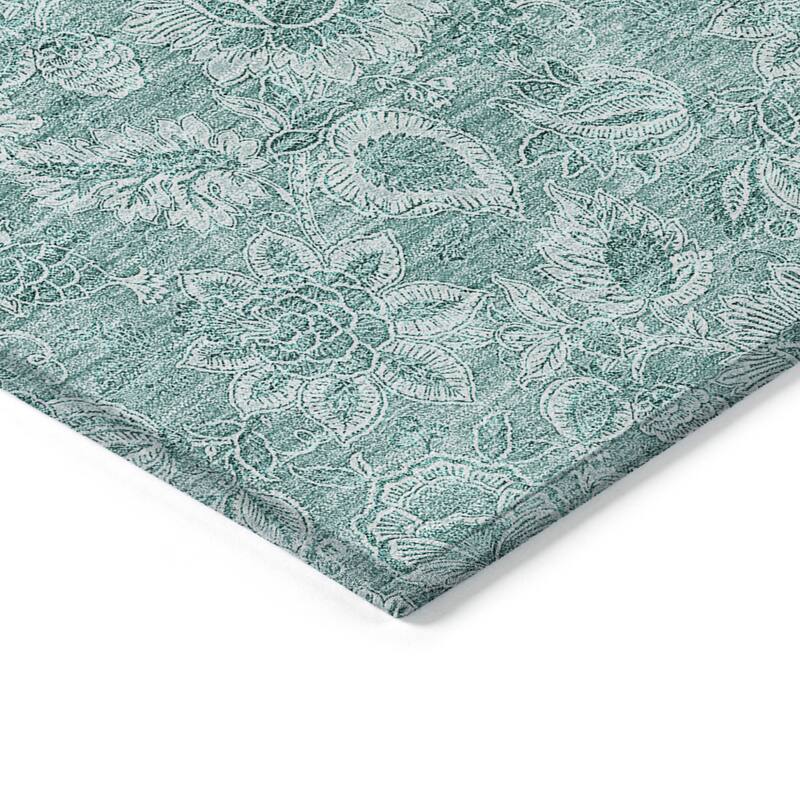 HomeRoots Floral Transitional Rectangle Outdoor Rug